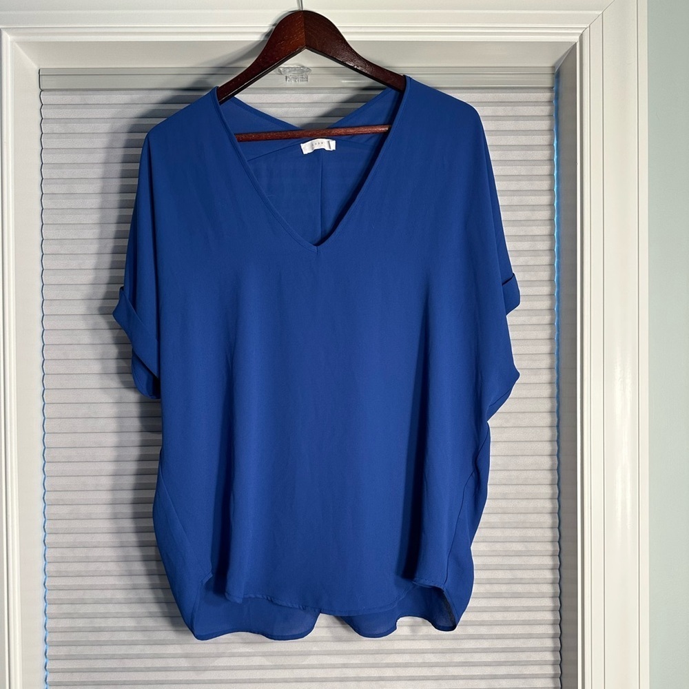 Lush blue short-sleeve, oversized blouse